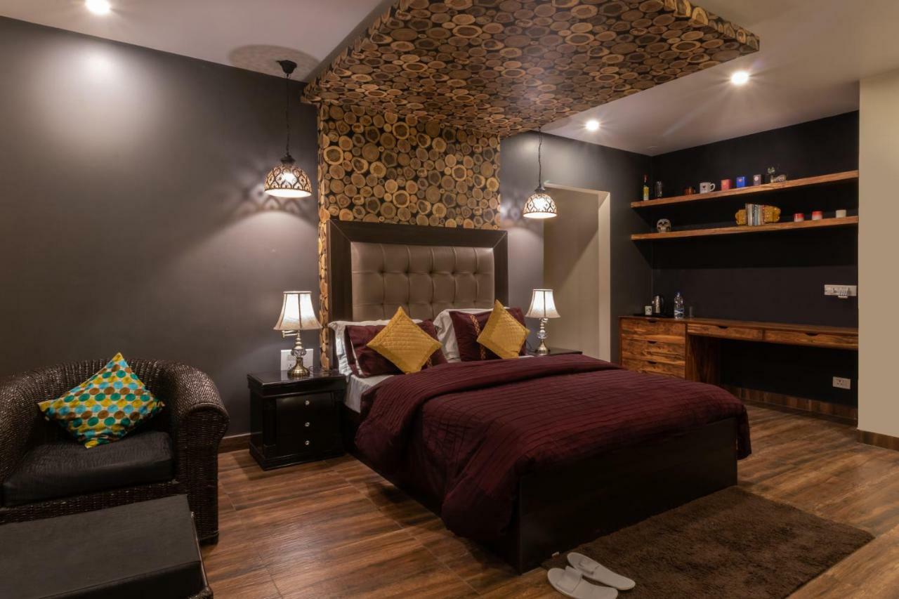 Nirvana Lodge And Lounge Mussoorie Exterior photo