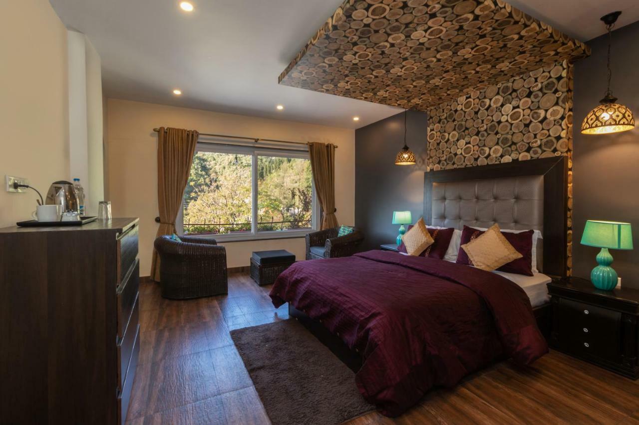 Nirvana Lodge And Lounge Mussoorie Exterior photo